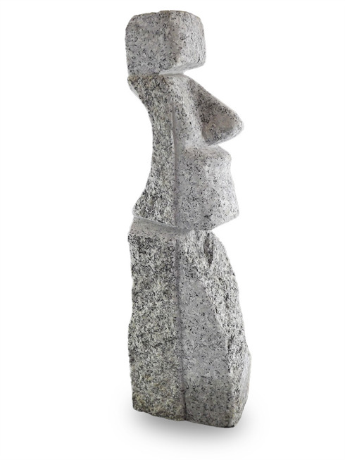 Větší socha hlavy Moai 